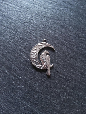 Crescent Moon & Raven Pendants Stainless Steel 36x24mm - ContentedCatz