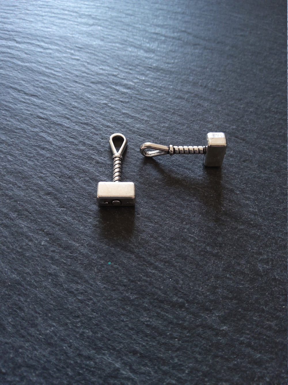 8 or 40 Hammer Charms Antique Silver Tone Alloy 23x10x4.6mm - ContentedCatz