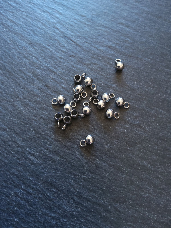 10 or 50 Stainless Steel 4mm Bail Beads 4x3.2x7mm Hole: 2mm
