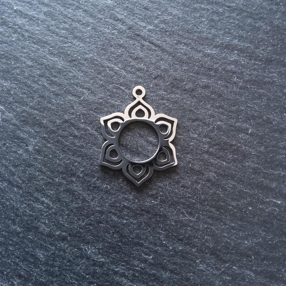 Flower Charms Flat Stainless Steel 25x19.5x1mm