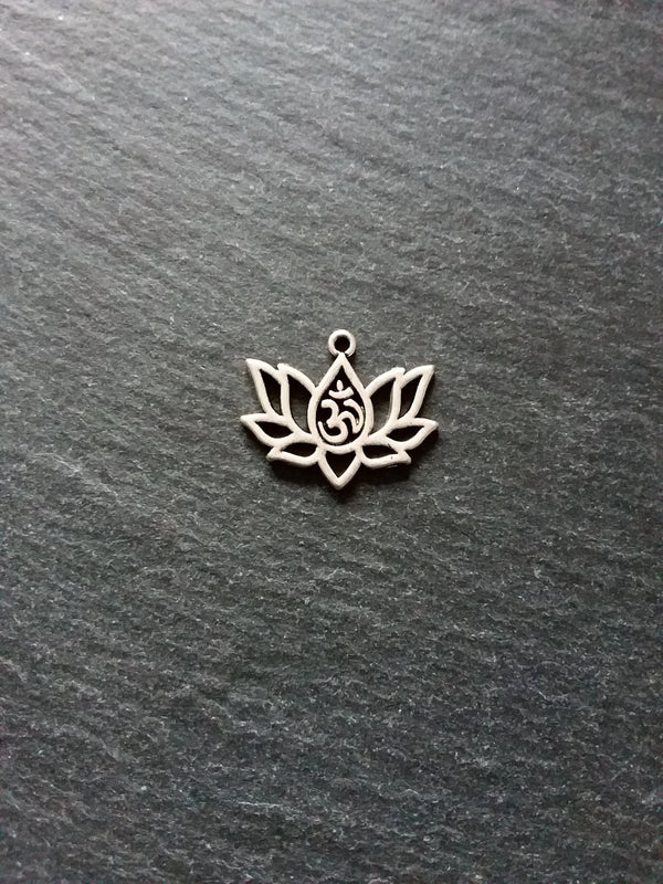 4 or 20 Sterling Silver Plated Lotus Flower with Ohm Charms 16.5x20.5mm Nickel FREE - ContentedCatz