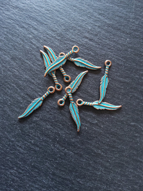 4 or 20 Antique Copper Feather Charms with Blue Patina 27x5x1.8mm - ContentedCatz