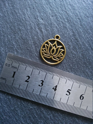8 or 40 Round Lotus Flower Charms Antique Bronze Tone 22x19mm