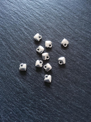 20 or 100 Solid Heart Charms Bright Silver Plated Alloy 8x7x2.5mm