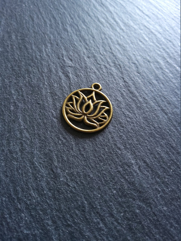 8 or 40 Round Lotus Flower Charms Antique Bronze Tone 22x19mm