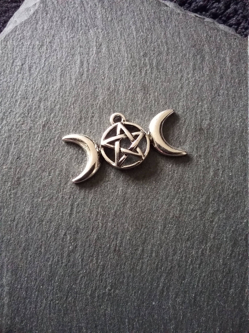 8 or 40 Triple Moon Pentagram Pendant Charms Antique Silver Tone 29x15x3.7mm