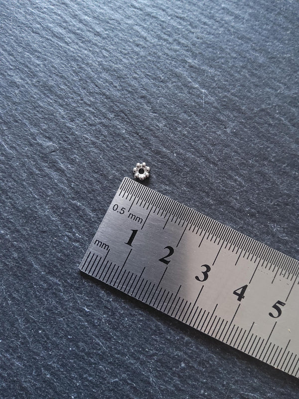 10 or 50 Stainless Steel 5mm Daisy Spacer Beads 5x1.2mm Hole: 1.5mm - ContentedCatz