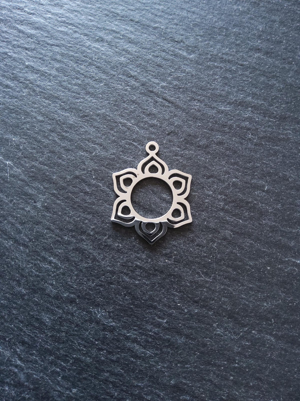 Flower Charms Flat Stainless Steel 25x19.5x1mm
