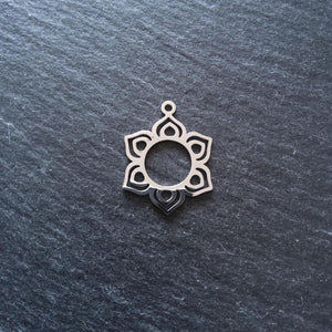 Flower Charms Flat Stainless Steel 25x19.5x1mm