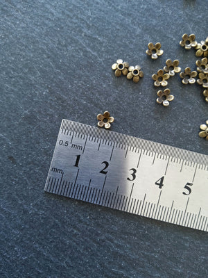 100 or 400 Flower Bead Caps 6mm Antique Bronze Tone Alloy - ContentedCatz