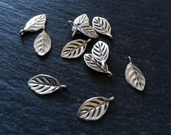 20 or 100 Leaf Charms Antique Silver Tone Alloy 16x8x1mm Nickel FREE - ContentedCatz