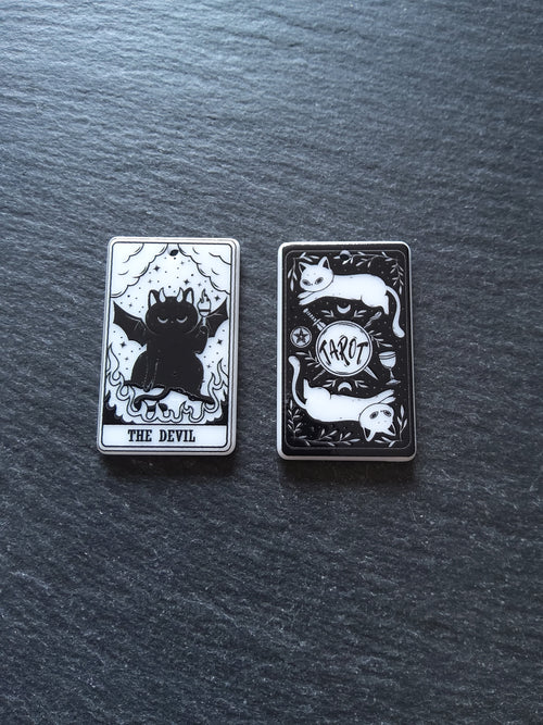 2 or 10 The Devil Cat Tarot Card Charms White & Black Resin 38x23mm