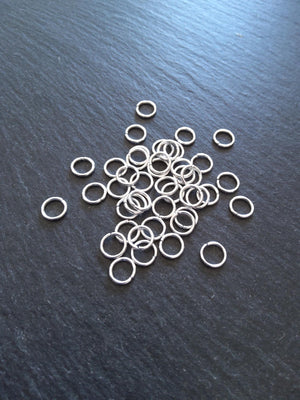 100 or 500 Silver Plated 7mm Strong Zinc Alloy Jump Rings Diameter 1mm (18 Gauge)