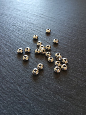 10 or 50 Stainless Steel 6mm Solid Round Flying Saucer Spacer Beads 6x3mm with 2mm Hole