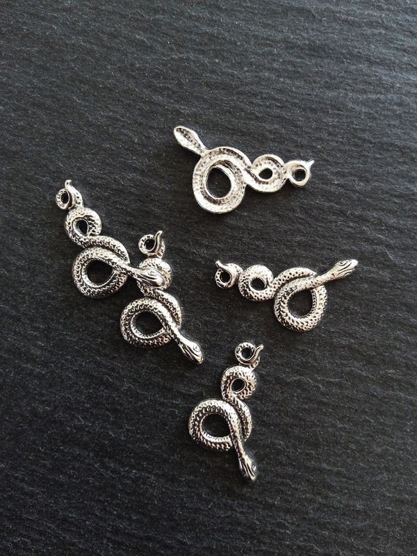 Antique Silver Tone Alloy Snake Charms 31x16mm