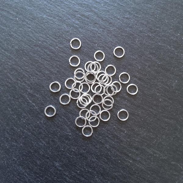 100 or 500 Silver Plated 7mm Strong Zinc Alloy Jump Rings Diameter 1mm (18 Gauge)