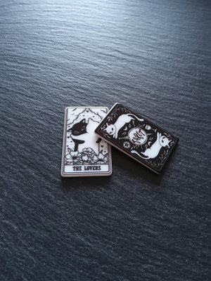 2 or 10 The The Lovers Cat Tarot Card Charms White & Black Resin 38x23mm