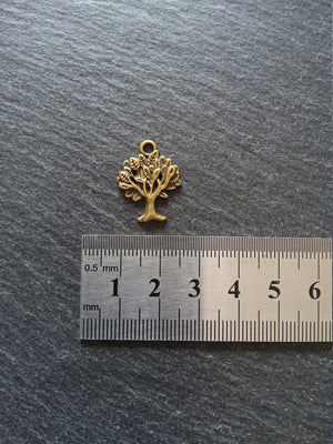 10 or 50 Tree Charms Antique Bronze Tone Alloy 21x17mm