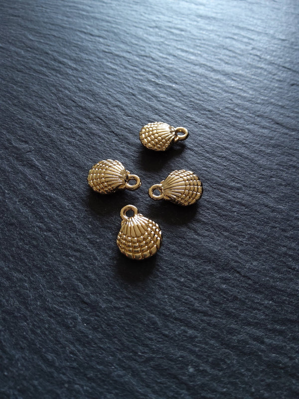 2 or 10 Sea Shell Charms Real 14K Gold Plated Alloy 13.5x10x4mm. Nickel FREE