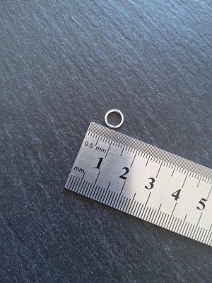 100 or 500 Silver Plated 7mm Strong Zinc Alloy Jump Rings Diameter 1mm (18 Gauge)