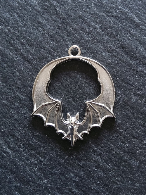 6 or 30 Flying Bat Charms Antique silver Tone Alloy 28x24mm