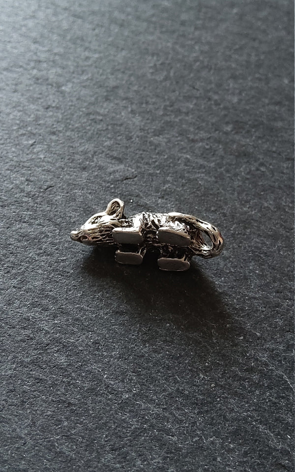 4 or 20 Mouse Charms Antique Silver Tone 19x7x7mm