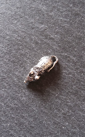 4 or 20 Mouse Charms Antique Silver Tone 19x7x7mm