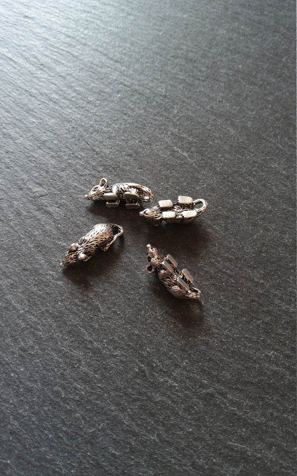 4 or 20 Mouse Charms Antique Silver Tone 19x7x7mm