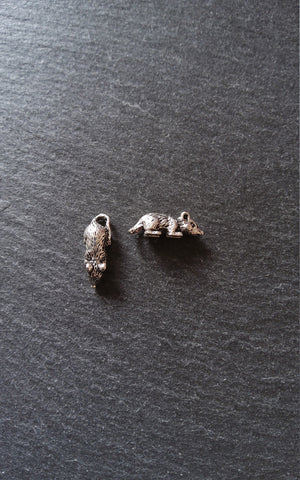 4 or 20 Mouse Charms Antique Silver Tone 19x7x7mm