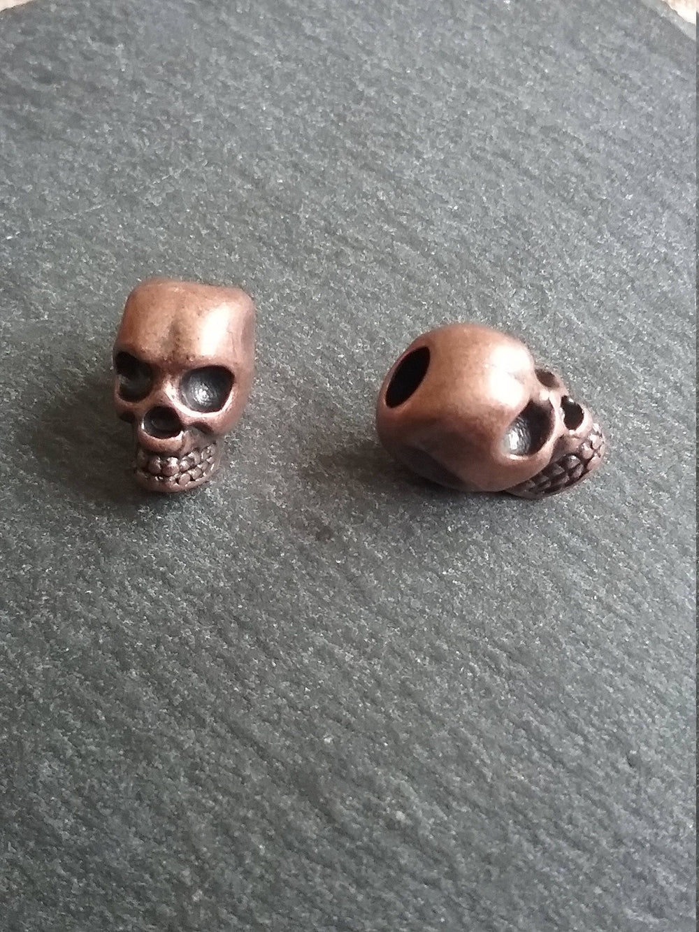 8 or 40 Antique Copper 12mm 3D Skull Beads 12x8x10mm Vertical 4mm Hole
