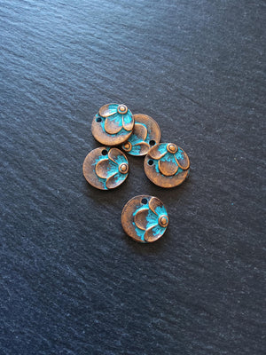6 or 30 Antique Copper Round Flower Pattern Charms with Blue Patina 15x2.5mm