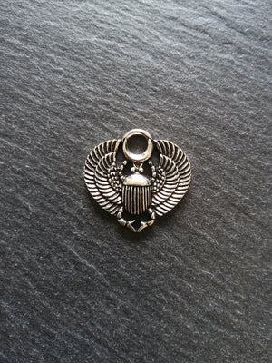 4 or 20 Egyptian Scarab Beatle Pendant or Charms Antique Silver Tone  27x26mm