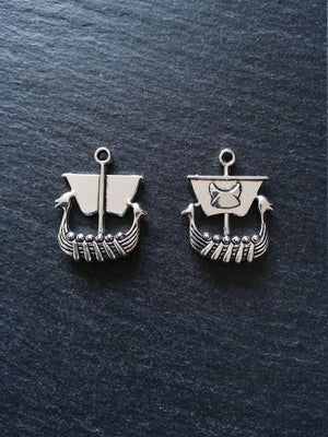 4 or 20 Viking Ship Pendants Charms Antique Silver Tone 27x22mm
