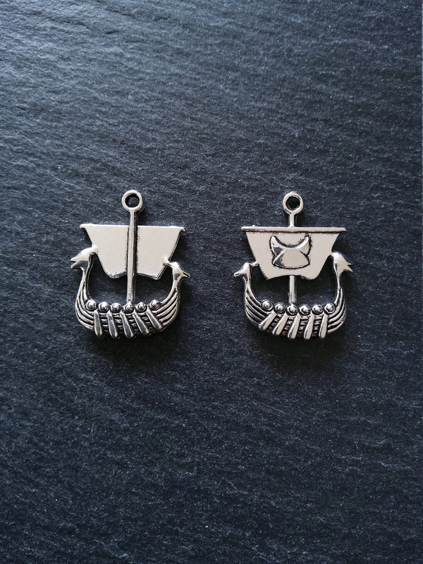 4 or 20 Viking Ship Pendants Charms Antique Silver Tone 27x22mm