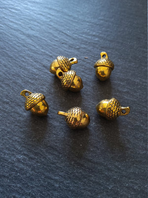6 or 30 Acorn Charms Antique Gold Tone Solid Metal Alloy 14x10mm