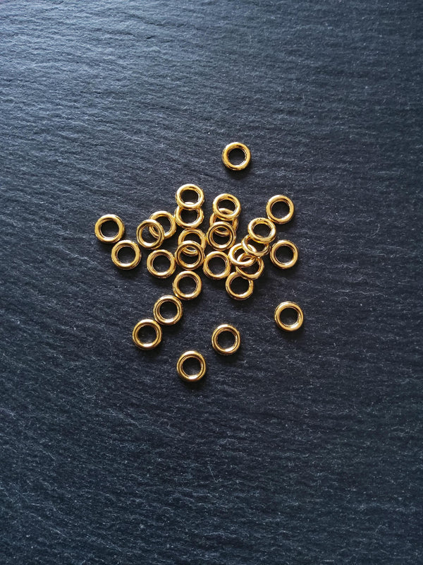 80 or 400 CLOSED 8mm Jump Rings Bright Gold Tone Alloy 1.5mm (15 gauge) Hole: 5mm Nickel FREE