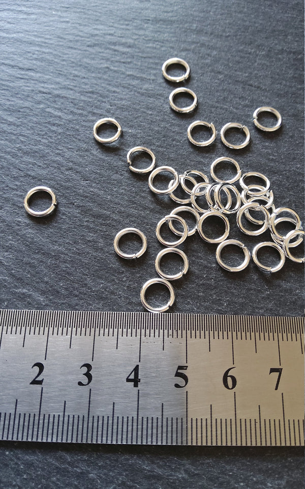 100 or 500 Bright Silver Plated 8mm Jump Rings Strong 1.5mm (18 Gauge) Thickness