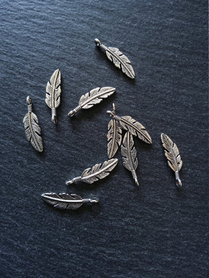 20 or 100 Feather Charms Antique Silver Tone 23x6mm