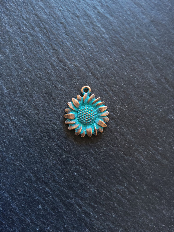 4 or 20 Antique Copper Sunflower Charms with Blue Patina 19.5x17x2.5mm