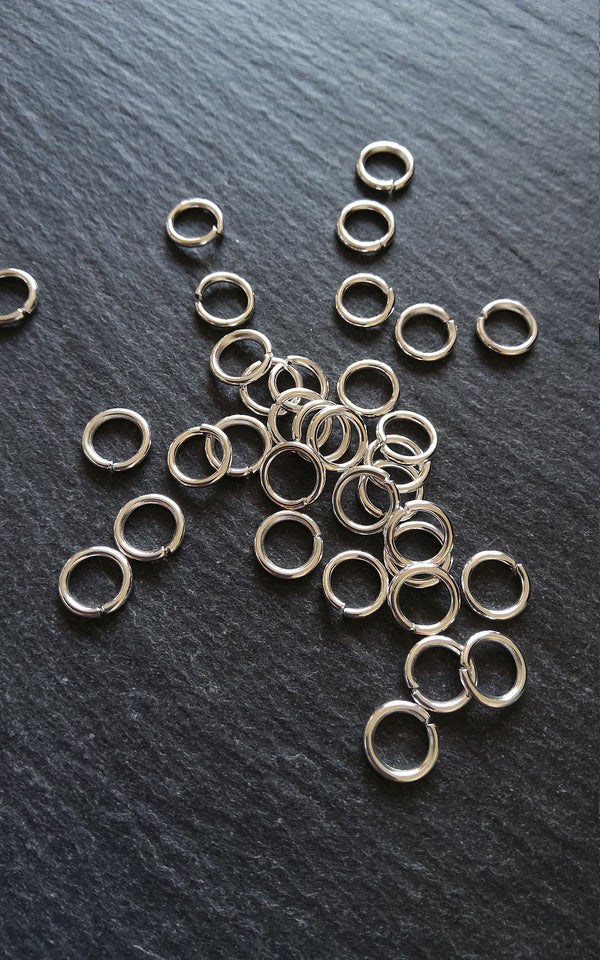 100 or 500 Bright Silver Plated 8mm Jump Rings Strong 1.5mm (18 Gauge) Thickness