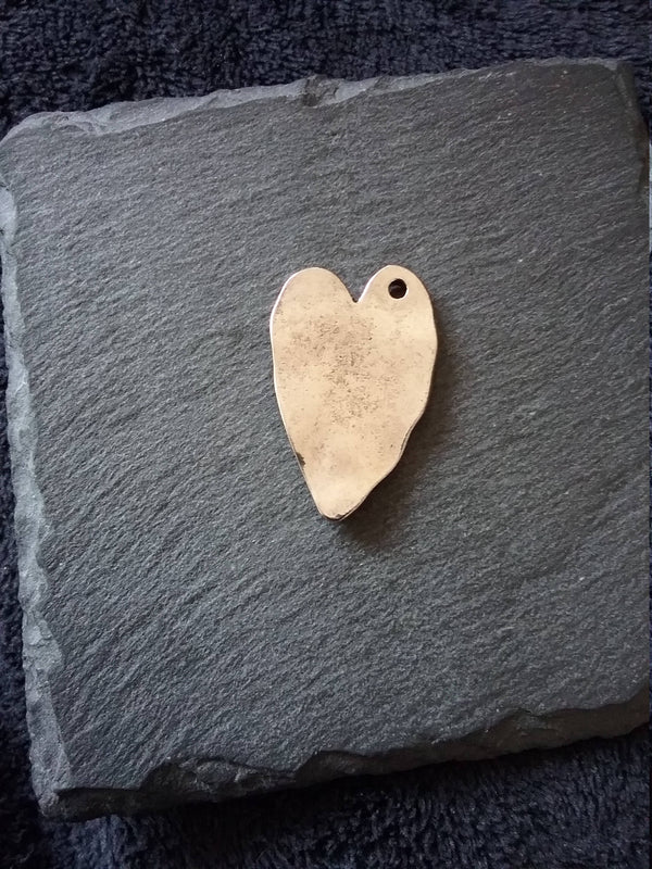 4 or 20 Double Heart Pendants Antique Silver Tone 38x24mm