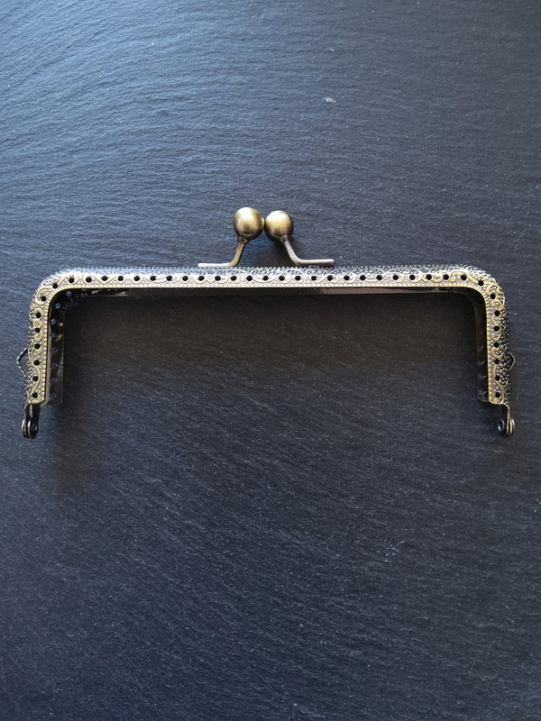 Antique Bronze 15.7cm Patterned Purse or Bag Frame Metal Kiss Clasp Rectangle