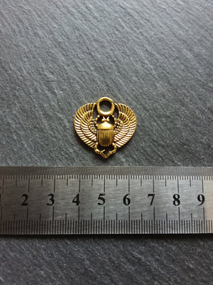 4 or 20 Egyptian Scarab Beatle Pendant or Charms Antique Gold Tone  27x26mm