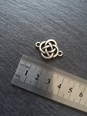 6 or 30 Sterling Silver Plated Celtic Knot Connector Charms 25x18mm Nickel FREE Alloy