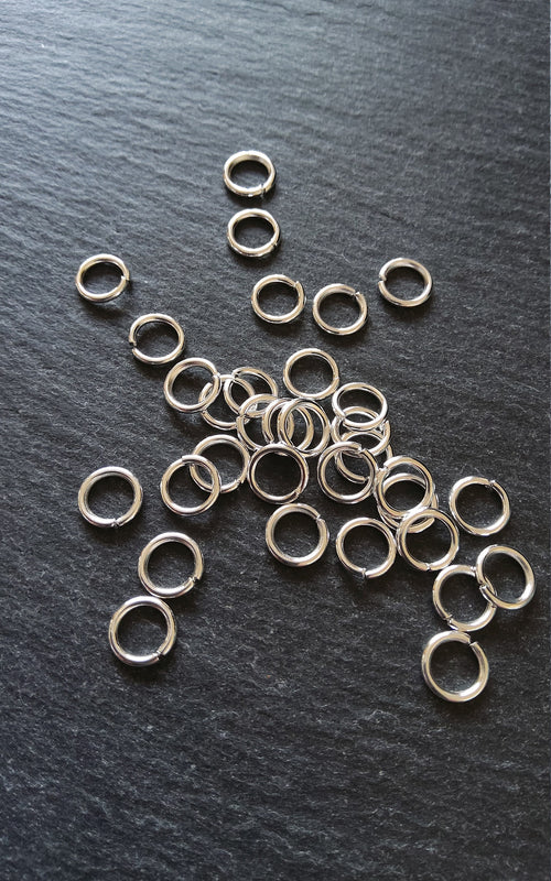 100 or 500 Bright Silver Plated 8mm Jump Rings Strong 1.5mm (18 Gauge) Thickness