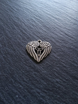 4 or 20 Double Wing Triquetra Charms Antique Silver Tone 23x22mm