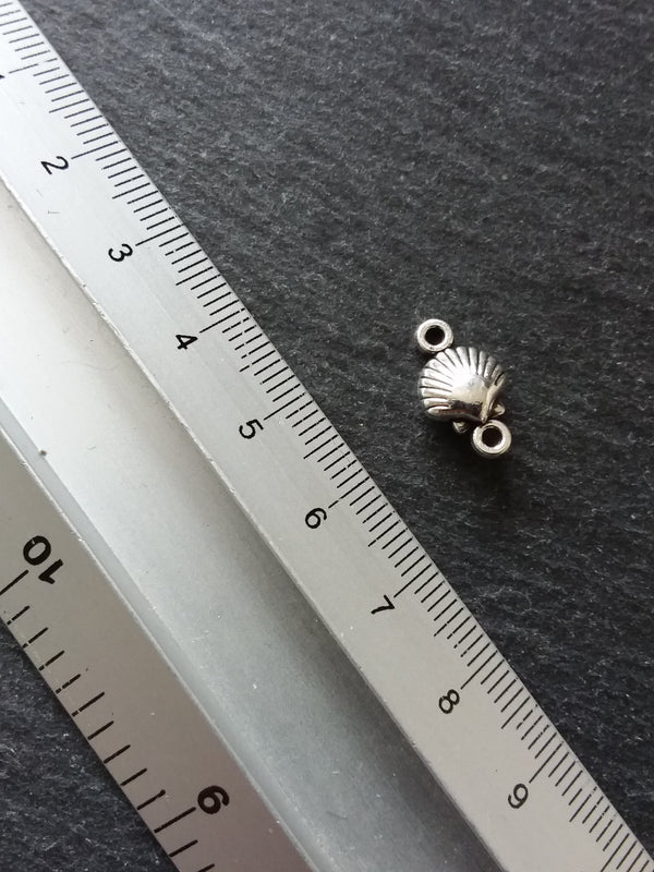 10 or 50 Shell Connector Charms Antique Silver Tone Alloy 15x9x5mm