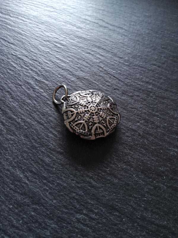 Round Double-Sided Helm of Awe Protection Pendant Surgical Steel 30.5x27x8.5mm