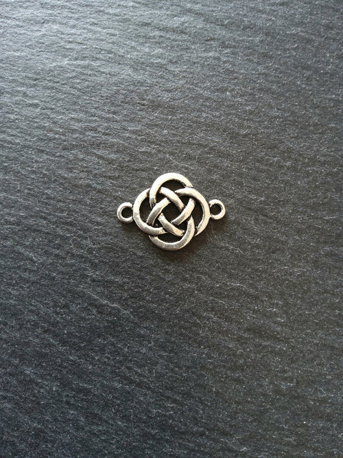 6 or 30 Sterling Silver Plated Celtic Knot Connector Charms 25x18mm Nickel FREE Alloy