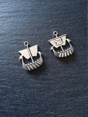 4 or 20 Viking Ship Pendants Charms Antique Silver Tone 27x22mm